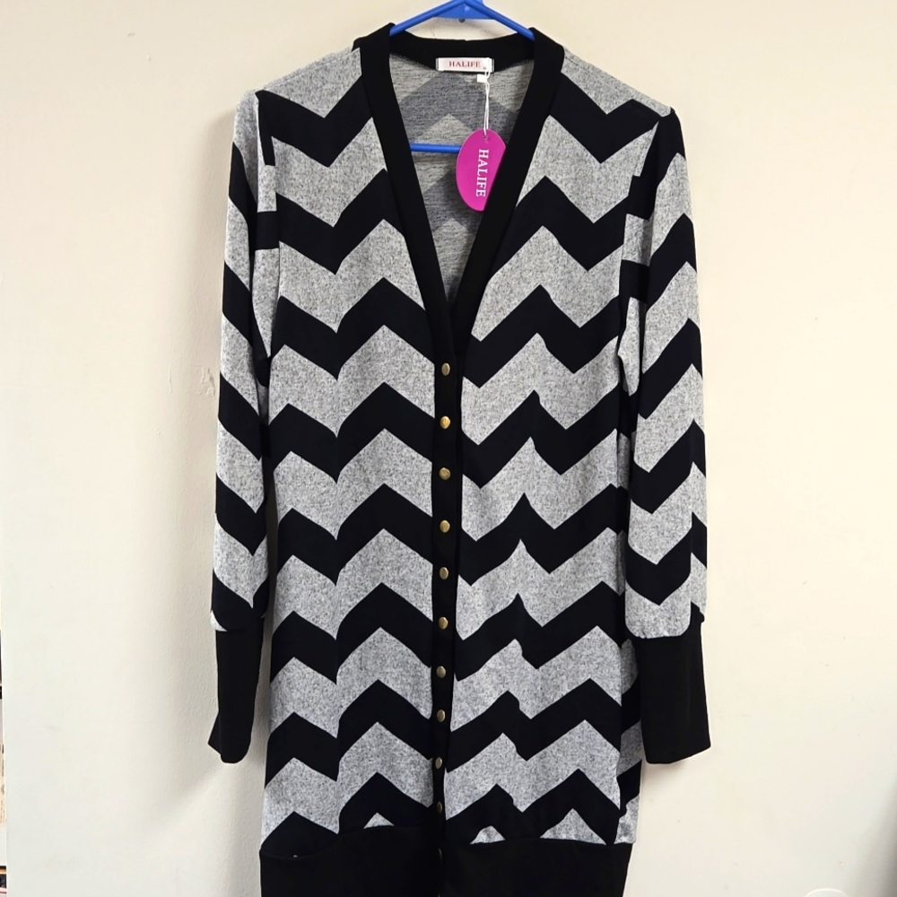 Halife Snap Closure Long Cardigan - Picture 9 of 10